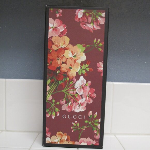 Gucci slides - Picture 1 of 8